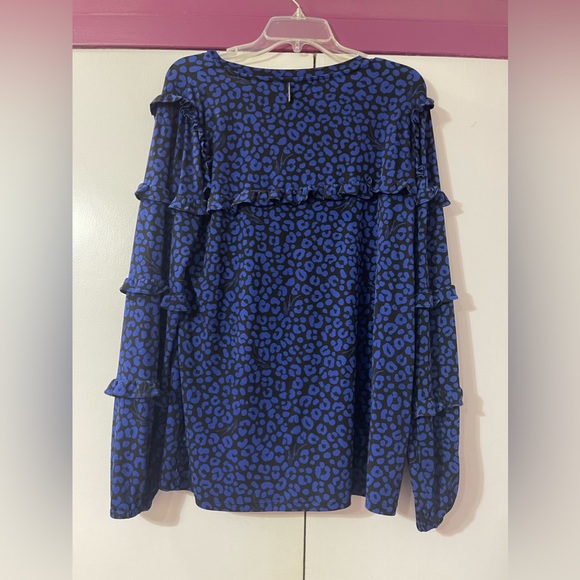 MICHAEL KORS - Blue Cheetah Print Ruffle Top - Worn Twice - Size L - Picture 2 of 5
